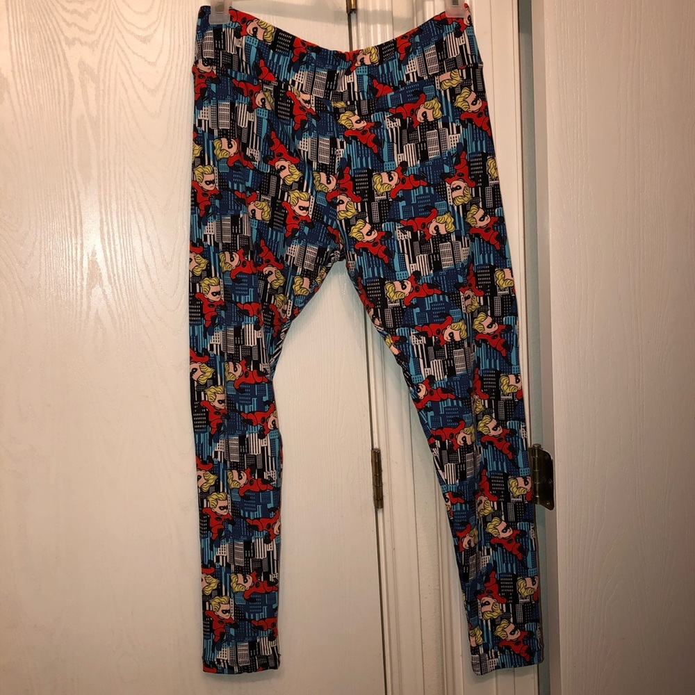 Lularoe TC Disney Dash Incredible legging